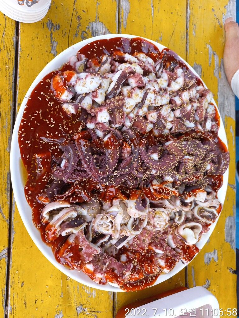 통영바다에서 시원하게 즐기기~~회도 먹고 ,낚시도하고힐링힐링