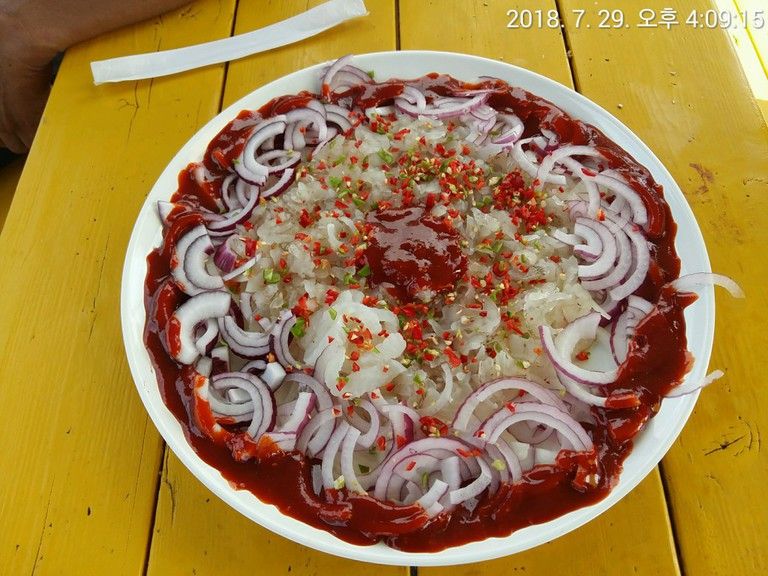 이렇케나~맛있고~깔끔하고 즐거운낚시 통영스피드낚시배로 오세용~~~통영선상낚시