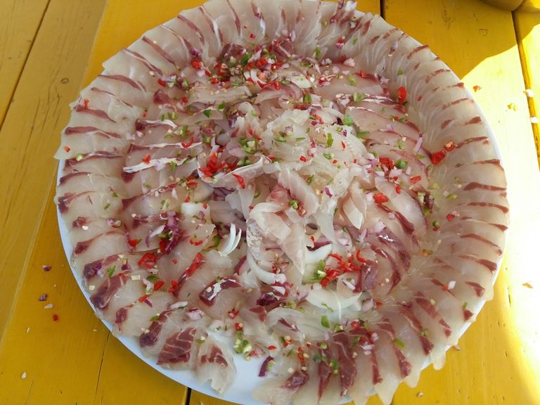 참~~맛있는 회~아주 좋아요^^언자나 오시면 드실수 있습니다.